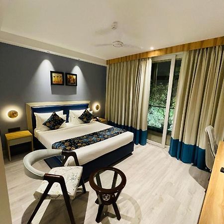 Hotel Malbork Inn @ Janakpuri Delhi  Ngoại thất bức ảnh
