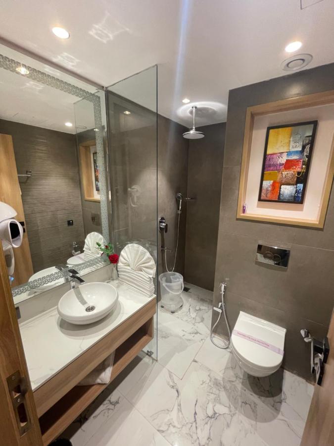 Hotel Malbork Inn @ Janakpuri Delhi  Ngoại thất bức ảnh