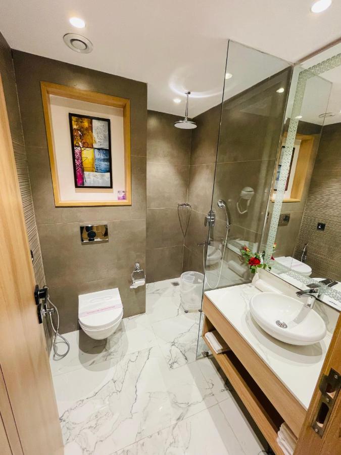 Hotel Malbork Inn @ Janakpuri Delhi  Ngoại thất bức ảnh